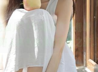 “17c吃瓜”下载吧，边刷边陷入桃色漩涡的奇妙之旅。