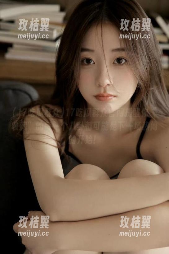 17吃瓜群众官网提醒你“收藏”的每一个八卦都可能是下一场热闹的开始！-玫桔翼