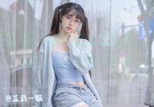 探索娜娜的幽默世界，“51吃瓜”app从此不再宅