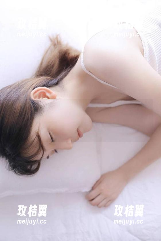 白天吃瓜,晚上实现小空窗。51吃瓜发布今日偷得浮生半日闲的必吃推荐!-玫桔翼 白天吃瓜,晚上实现小空窗。51吃瓜发布今日偷得浮生半日闲的必吃推荐!-玫桔翼