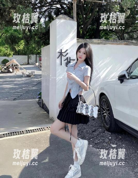 51吃瓜官网上的网网址，带我去到了一个奇怪的地方…-玫桔翼