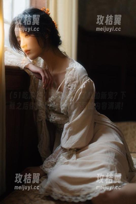 51吃瓜咋就成了我的新宠？下载之后你就明白，意想不到的内容满满！-玫桔翼