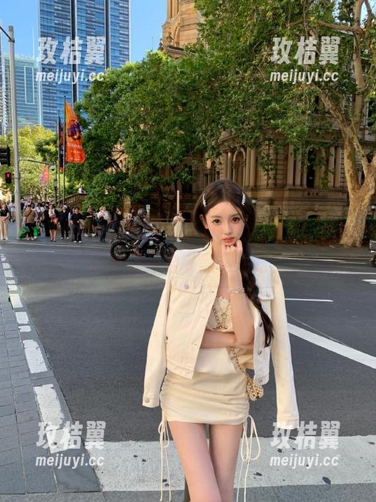 最新爆料打破沉默，51吃瓜继续带你开启“黑”之路！-玫桔翼