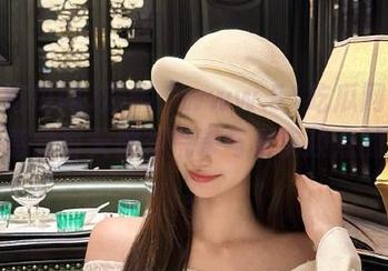 深陷“www.51吃瓜网”直达，感觉每天都在荒谬与真实顶点的边缘。