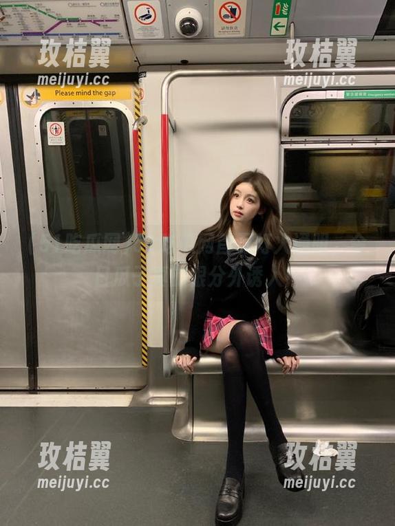 51吃瓜网首页灯火通明,今日瓜子真的很分外诱人!-玫桔翼 51吃瓜网首页灯火通明,今日瓜子真的很分外诱人!-玫桔翼