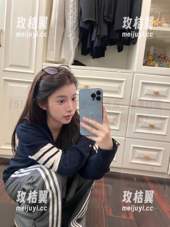 一边靠谱一边吃瓜,免费的乐趣就在51cgplus51吃瓜网等着你!-玫桔翼 一边靠谱一边吃瓜,免费的乐趣就在51cgplus51吃瓜网等着你!-玫桔翼