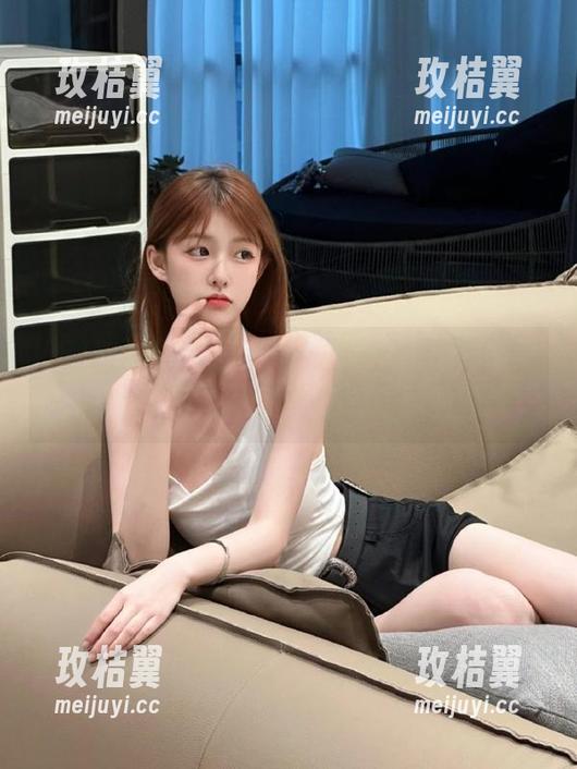 打开51吃瓜网苹果版,俄罗斯引擎为你晒瓜,还有意想不到的收获!-玫桔翼 打开51吃瓜网苹果版,俄罗斯引擎为你晒瓜,还有意想不到的收获!-玫桔翼