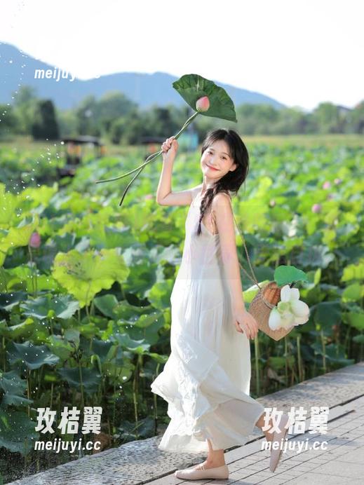 观看“51在线吃瓜”,像是误入了一个迷人的小世界,无法自拔。-玫桔翼 观看“51在线吃瓜”,像是误入了一个迷人的小世界,无法自拔。-玫桔翼