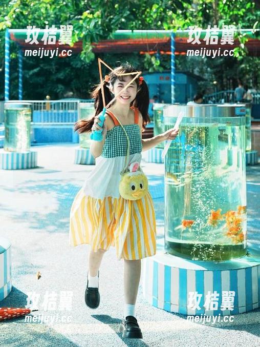 58吃瓜发布:当你无意间成为办公室八卦的主角,心里百感交集…-玫桔翼 58吃瓜发布:当你无意间成为办公室八卦的主角,心里百感交集…-玫桔翼