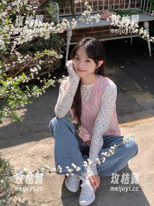 在线探险:718.st暗暗换哪了?我好奇心满满-玫桔翼 在线探险:718.st暗暗换哪了?我好奇心满满-玫桔翼