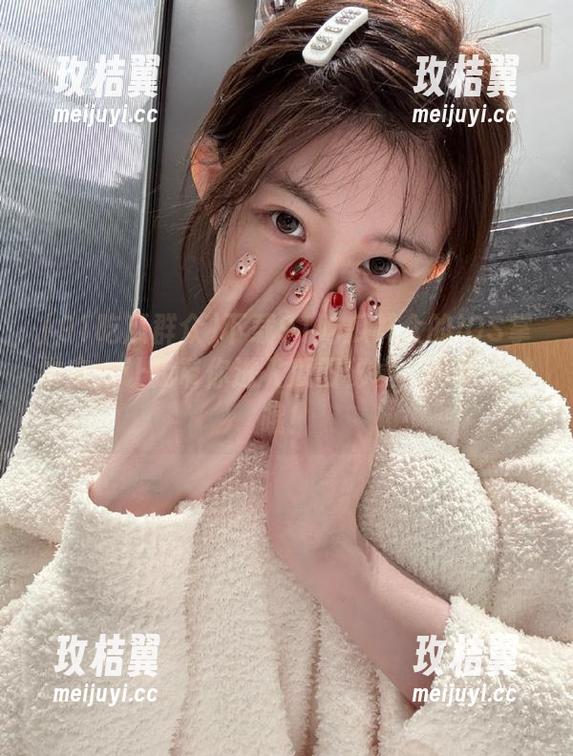 下载91吃瓜群众的iOS掌中宝,让我带你进入瓜田秘境,不许走神哦!-玫桔翼 下载91吃瓜群众的iOS掌中宝,让我带你进入瓜田秘境,不许走神哦!-玫桔翼