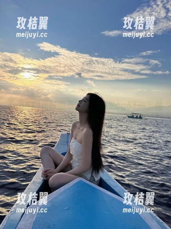 说好的不沉迷,结果cg51一下载,吃瓜都停不下来。-玫桔翼 说好的不沉迷,结果cg51一下载,吃瓜都停不下来。-玫桔翼