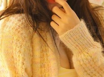 瓜田李下，等“cgw”更新，心里却是一大片空白的想象。