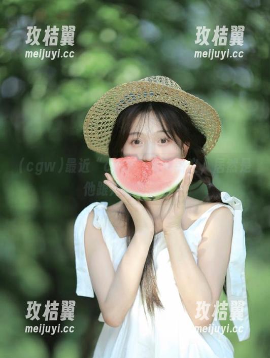 最近“cgw”视频热议,居然是他跟她的猫捣乱?-玫桔翼 最近“cgw”视频热议,居然是他跟她的猫捣乱?-玫桔翼