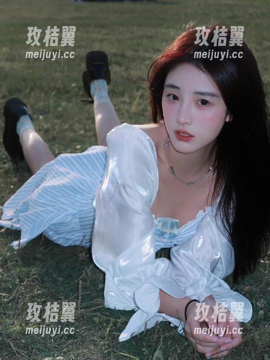 永久住址在zztt87.ccm黑料区，抓着不放的八卦真有一套！-玫桔翼