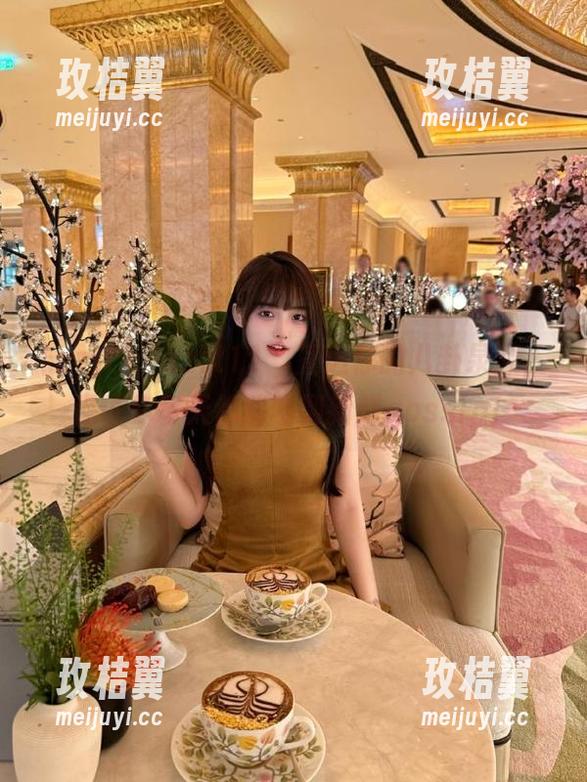 “zztt11”直达你的八卦泉源,保证你每天都能喝到新鲜gossip!-玫桔翼 “zztt11”直达你的八卦泉源,保证你每天都能喝到新鲜gossip!-玫桔翼