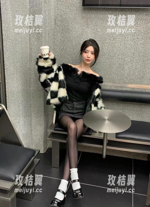 五一吃瓜地址盘点:今天热门大瓜都在这儿瑟瑟发抖!-玫桔翼 五一吃瓜地址盘点:今天热门大瓜都在这儿瑟瑟发抖!-玫桔翼