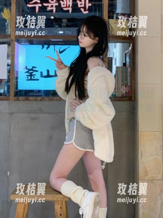 将黑料进行到底!五一黑料网的在线大赛,为吃瓜增添一抹百花齐放的色彩。-玫桔翼 将黑料进行到底!五一黑料网的在线大赛,为吃瓜增添一抹百花齐放的色彩。-玫桔翼