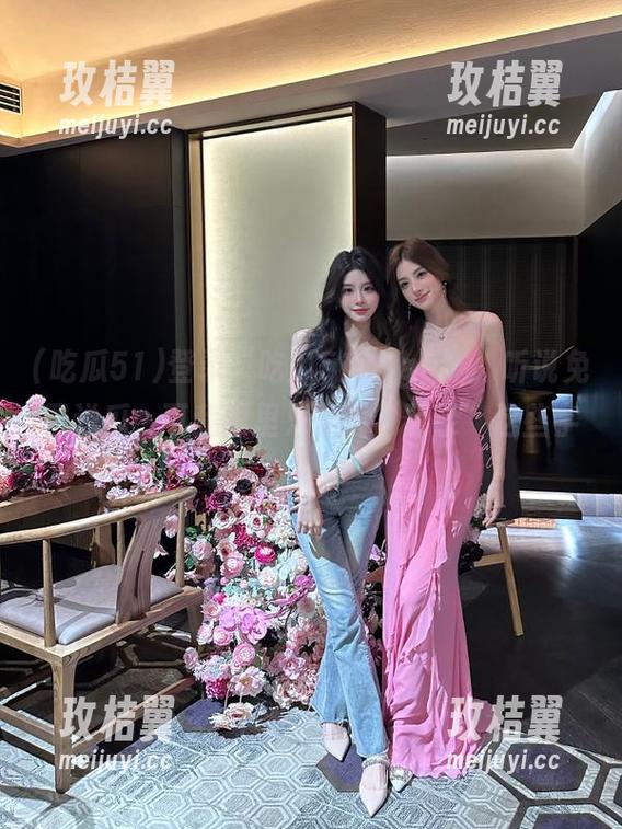 登录“吃瓜51ccgg”,听说免费送瓜,可我眼里只剩下“登录”这些字…-玫桔翼 登录“吃瓜51ccgg”,听说免费送瓜,可我眼里只剩下“登录”这些字…-玫桔翼