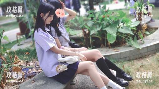 吃瓜头条网站，根本停不下来，只想探索更多未知的花边！-玫桔翼