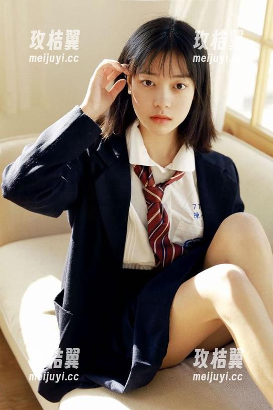 你敢信?吃瓜头条在iOS上又出奇葩新动态了,眼睛根本不够用!-玫桔翼 你敢信?吃瓜头条在iOS上又出奇葩新动态了,眼睛根本不够用!-玫桔翼