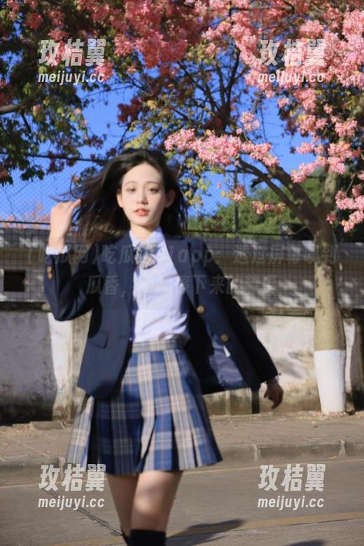 吃瓜网91app:透过屏幕嗅到瓜香,不能停下来的节奏-玫桔翼 吃瓜网91app:透过屏幕嗅到瓜香,不能停下来的节奏-玫桔翼