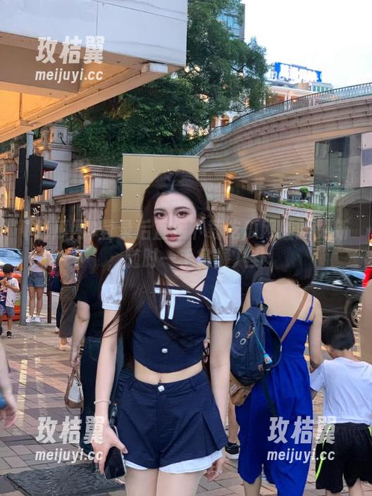 登录后直接下载吃瓜网最新更新,随时一手掌握八卦-玫桔翼 登录后直接下载吃瓜网最新更新,随时一手掌握八卦-玫桔翼