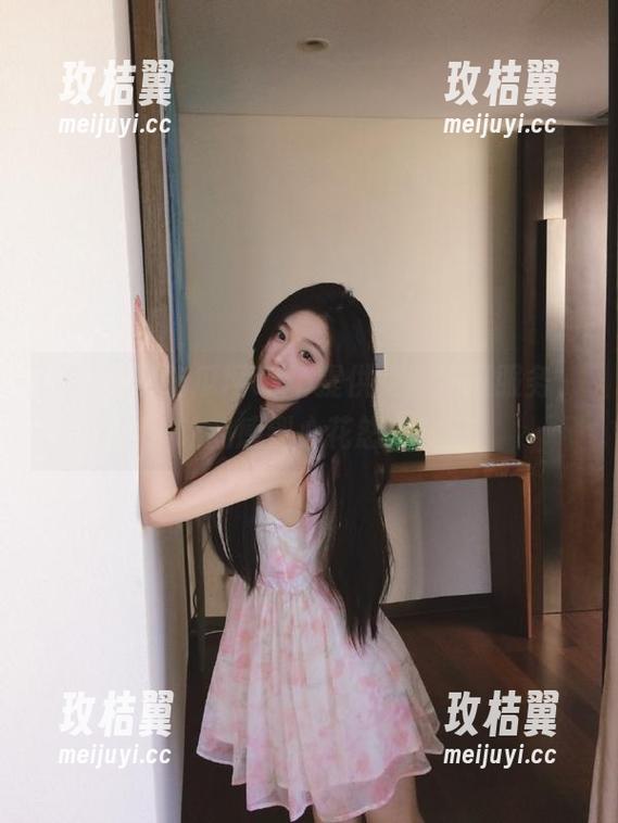 吃瓜网app提供免费吃瓜服务,让我感到心花怒放!-玫桔翼 吃瓜网app提供免费吃瓜服务,让我感到心花怒放!-玫桔翼