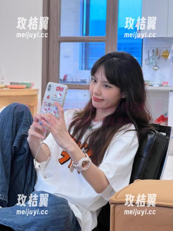 今日吃瓜网网站热门排行榜，你没听错！那些槽点我真想吐。-玫桔翼