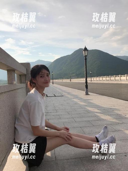 网址打不开?快拯救我,我还没吃到最新的吃瓜黑料呢!-玫桔翼 网址打不开?快拯救我,我还没吃到最新的吃瓜黑料呢!-玫桔翼