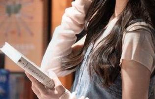 吾爱吃瓜51苹果版独家大赛：吃瓜群众变身评委，真是个奇特的现场!
