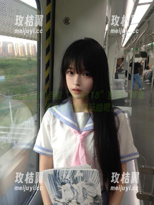 当前“娱乐718”首页：苹果？更像是在逗我玩的吧！-玫桔翼