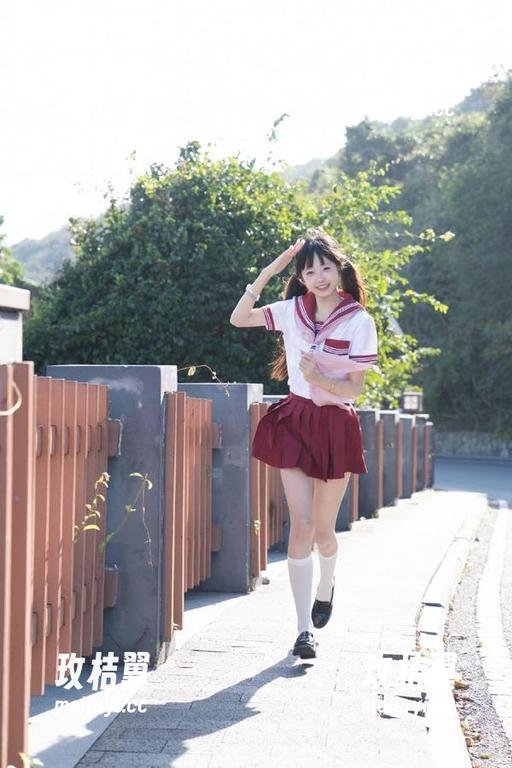 安卓上的708群话题跳脱,让我不禁怀疑车友群是怎么一不小心变成“娱乐718”的聚集地?-玫桔翼 安卓上的708群话题跳脱,让我不禁怀疑车友群是怎么一不小心变成“娱乐718”的聚集地?-玫桔翼