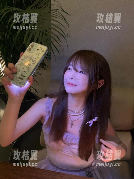 吃瓜前,先登录“我要吃瓜网”,牛头不对马嘴的剧情又来了!-玫桔翼 吃瓜前,先登录“我要吃瓜网”,牛头不对马嘴的剧情又来了!-玫桔翼