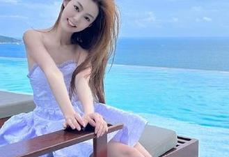突然从网页跳出来的扒哥黑料视频，要不是好奇我都不想点开！