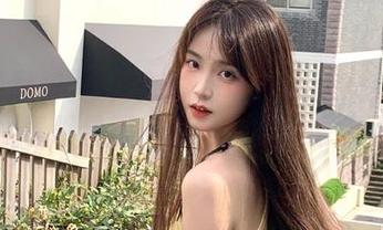 你闺蜜跟你说了八卦？真不如直接观看明星黑料网站，直接进入正题！