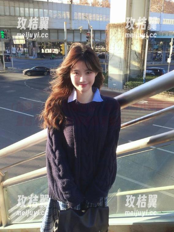 “网曝吃瓜”苹果版的八卦质量越来越低，真得调调家庭聚会口味？-玫桔翼