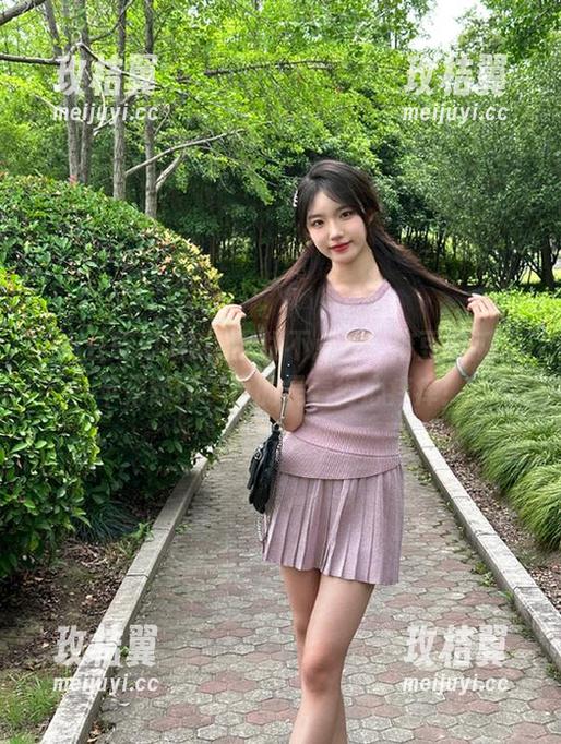 你能忍住不点开“麻豆吃瓜”苹果版吗?真的是看得心痒痒!-玫桔翼 你能忍住不点开“麻豆吃瓜”苹果版吗?真的是看得心痒痒!-玫桔翼