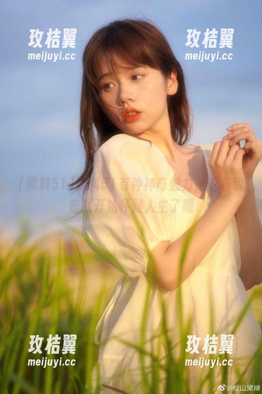 黑料51有种神奇魅力，看着看着就开始怀疑人生了呢-玫桔翼
