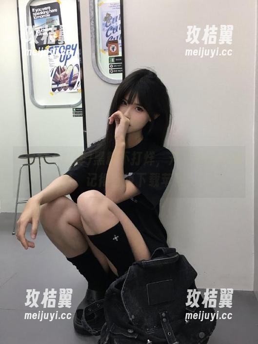 黑料不打烊，开心观看的同时，记得首页下载苹果！-玫桔翼