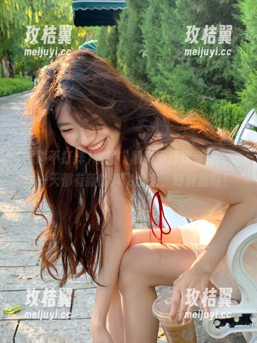 收藏“黑料不打烊专区”，每一天都有新的料飞出来，好刺激啊！-玫桔翼