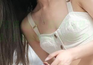 感谢“黑料不打烊”让我永不迷路，轻松追踪网红们的各种八卦！