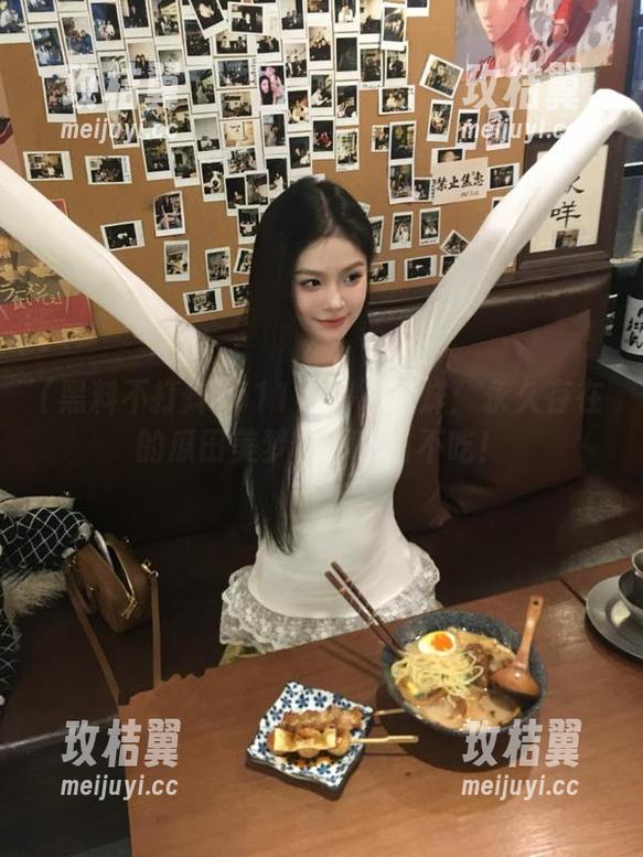 511黑料不打烊:永久存在的瓜田美梦,不吃白不吃!-玫桔翼 511黑料不打烊:永久存在的瓜田美梦,不吃白不吃!-玫桔翼