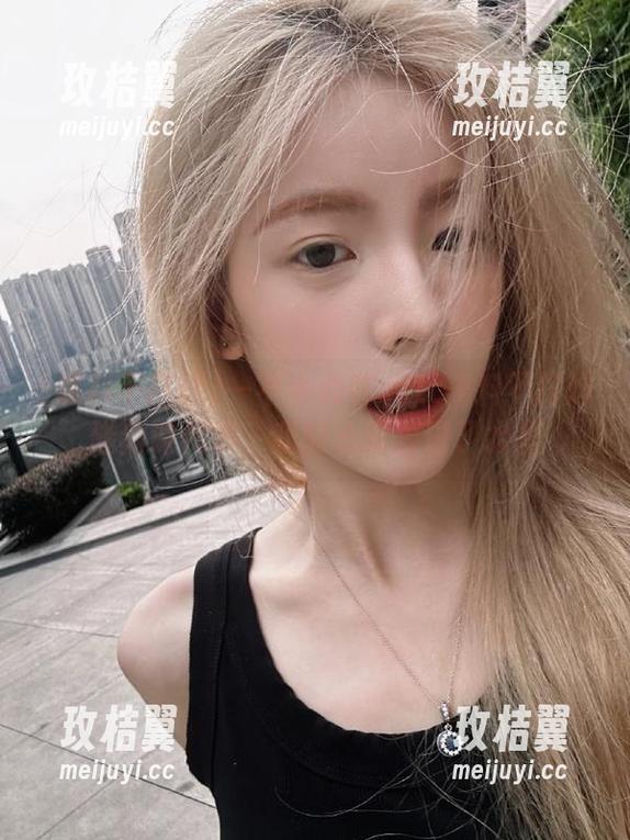 一不小心在zztt黑料不打烊碰到课代表，我的心情掉进了水里-玫桔翼