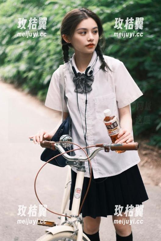 “黑料吃瓜”app的奇妙网址,仿佛让人一头扎进了八卦的漩涡,这感觉...有点刺激。-玫桔翼 “黑料吃瓜”app的奇妙网址,仿佛让人一头扎进了八卦的漩涡,这感觉...有点刺激。-玫桔翼