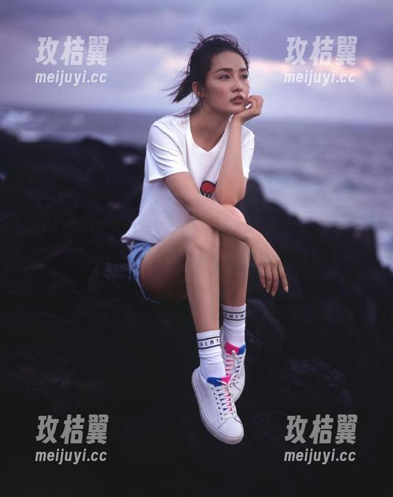 点击黑料正能量zzzttt链接,随时随地畅游隐藏的传送门世界!-玫桔翼 点击黑料正能量zzzttt链接,随时随地畅游隐藏的传送门世界!-玫桔翼