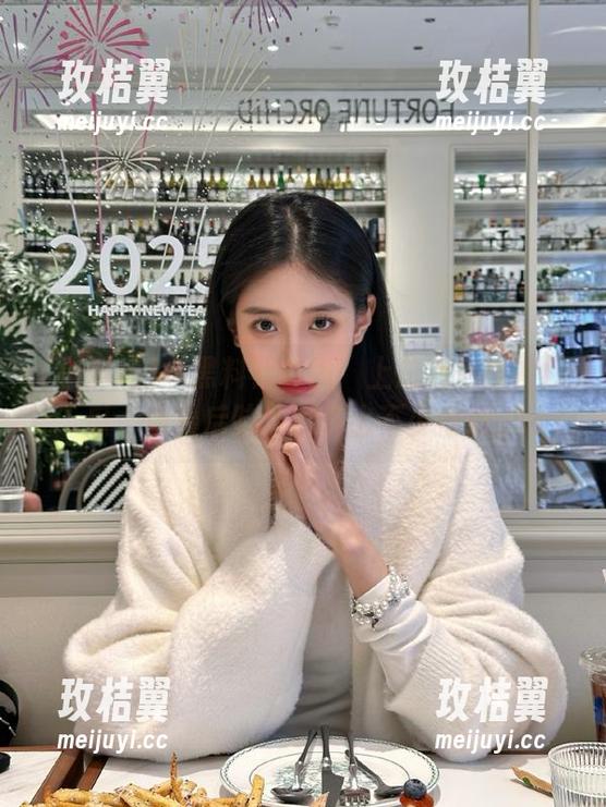 “黑料社在线”上总有一些冷门瓜，观看后脑海里多出不少电波。-玫桔翼