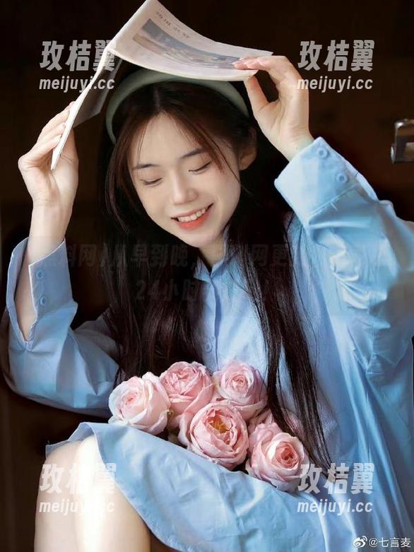 从早到晚，黑料网更新，老司机24小时养成记！-玫桔翼