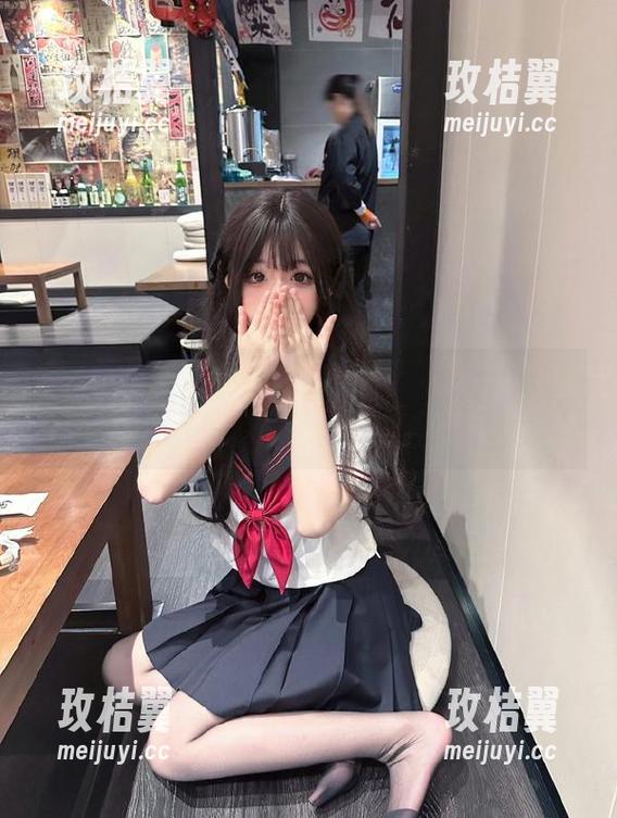 观看黑料网的最新“出货”，不会又是意想不到的组合吧？-玫桔翼