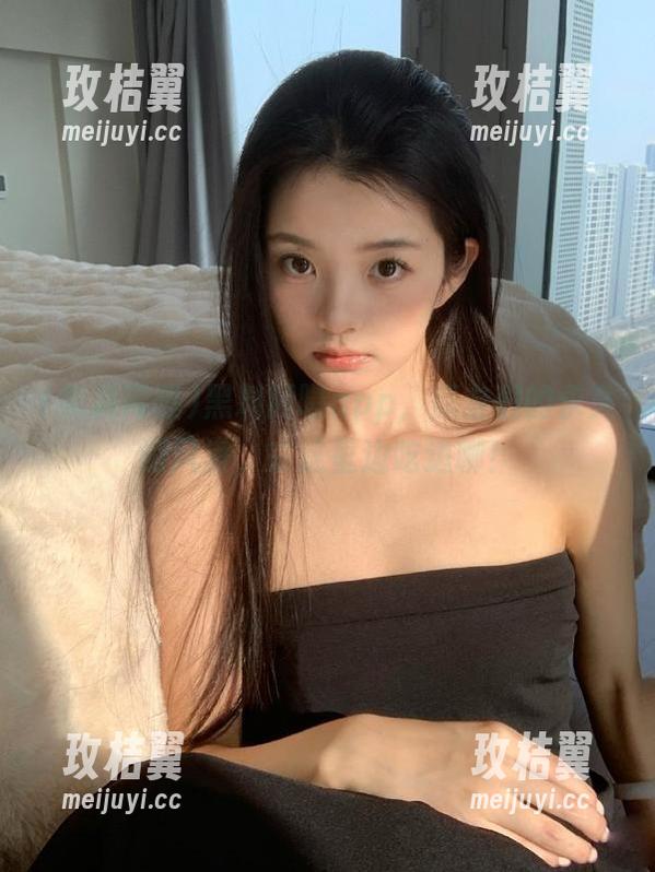 黑料网曝app，瓜友们的永久避风港，来这里边吃边聊！-玫桔翼